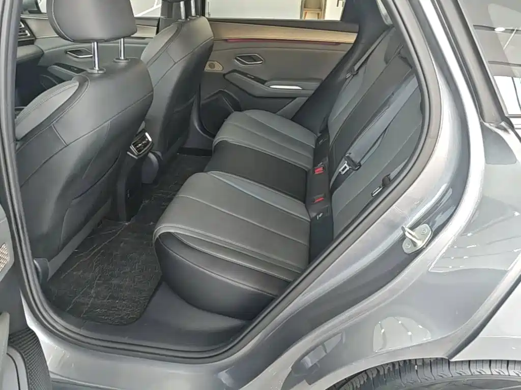 BYD Qin L — миниатюра 17