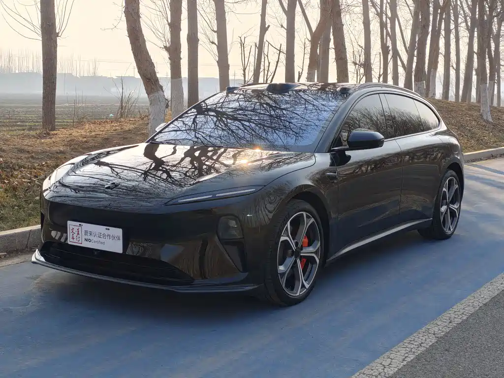 NIO NIO ET5T