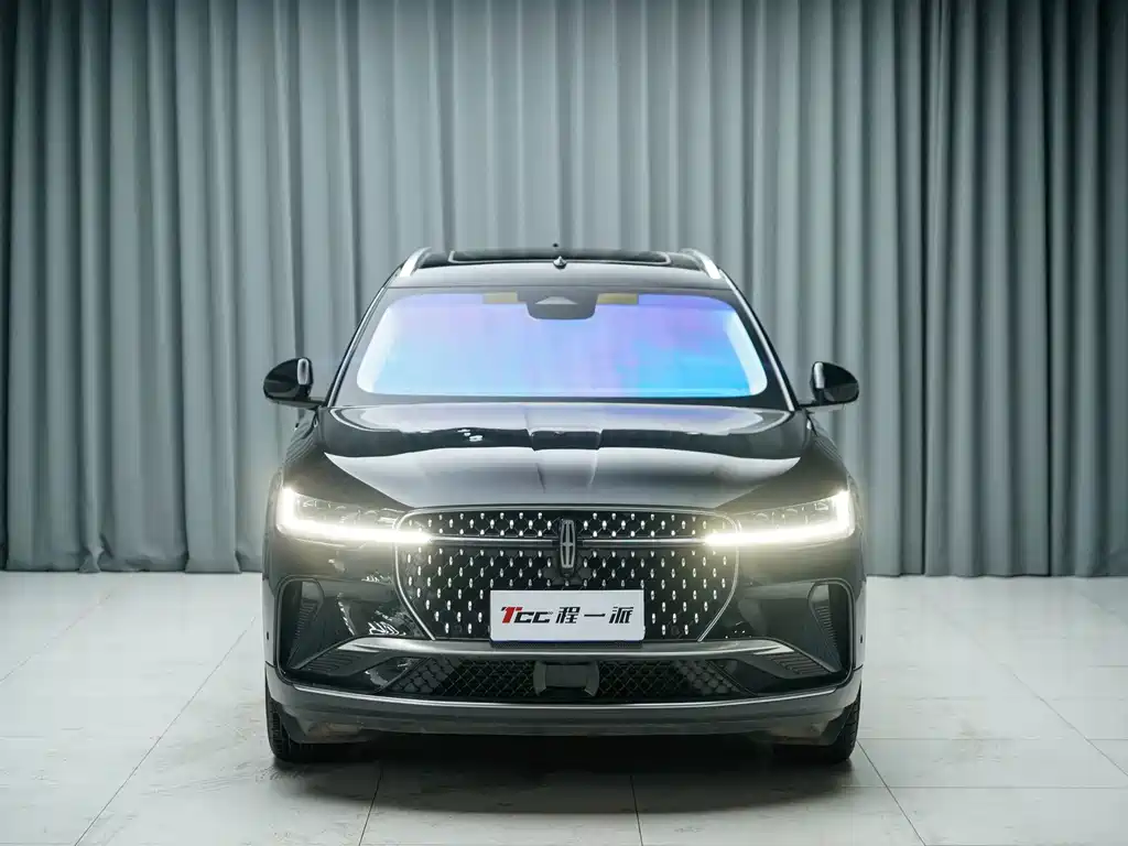 Lincoln Nautilus — миниатюра 2