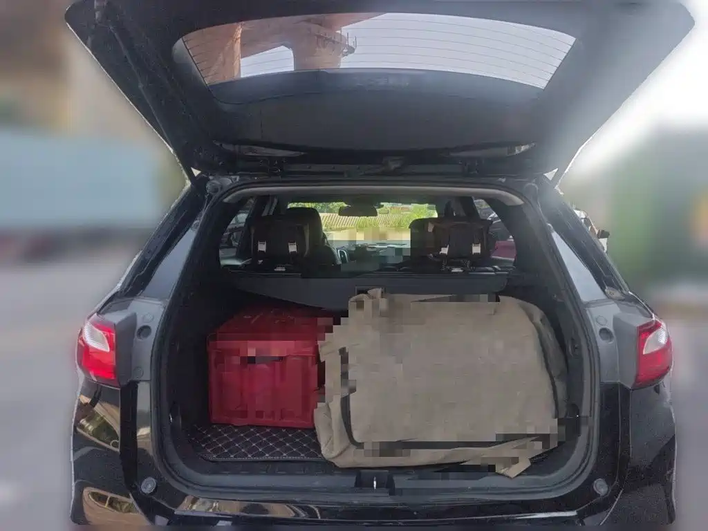 Chevrolet Equinox — миниатюра 15