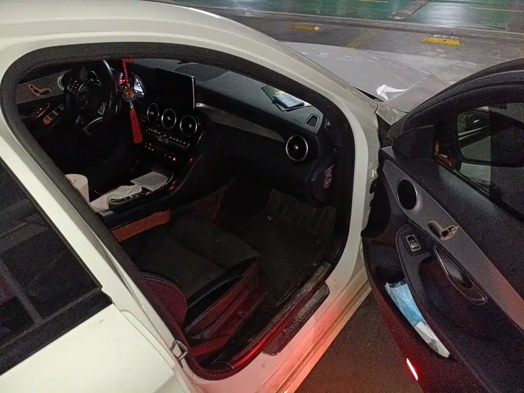 Mercedes-Benz C-Class — миниатюра 20