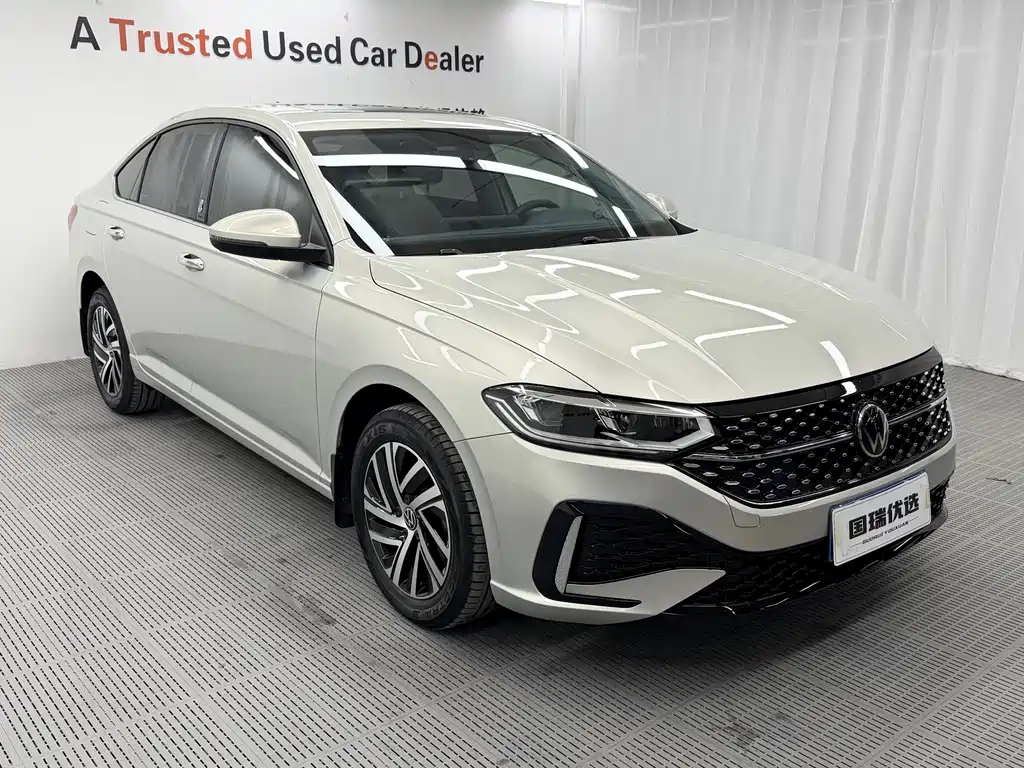 Volkswagen Lavida — миниатюра 3