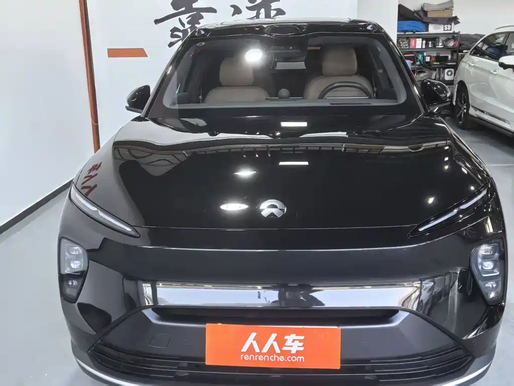 NIO NIO ES8