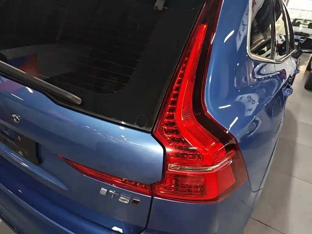 Volvo XC60 — миниатюра 8