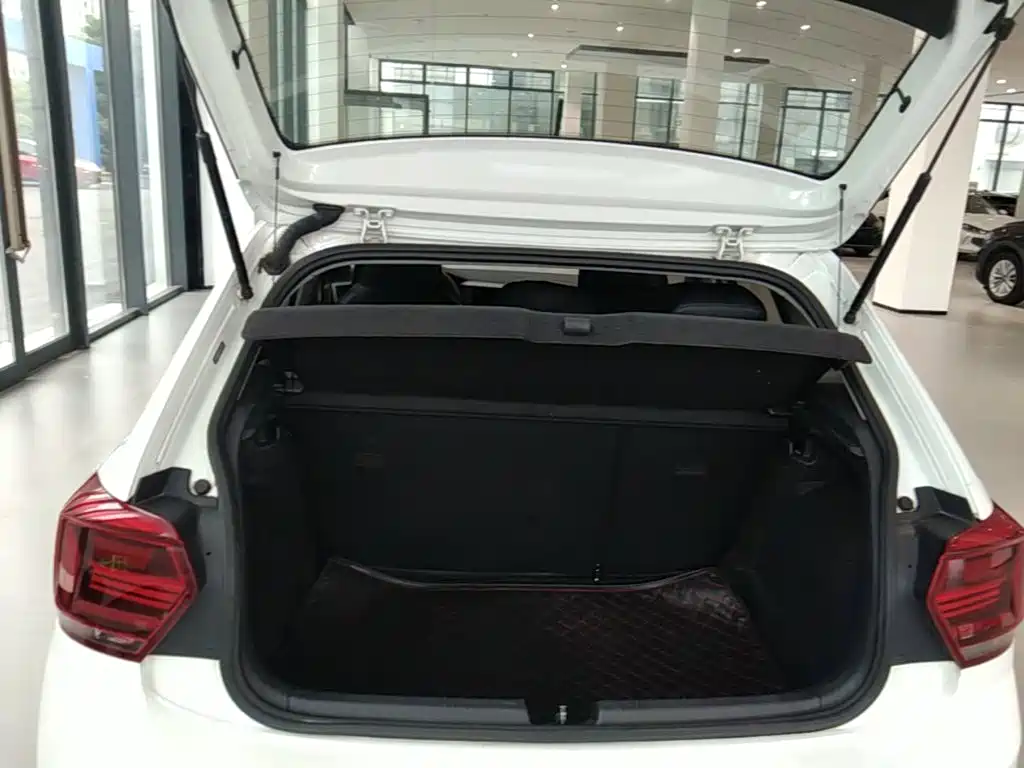 Volkswagen Polo — миниатюра 19
