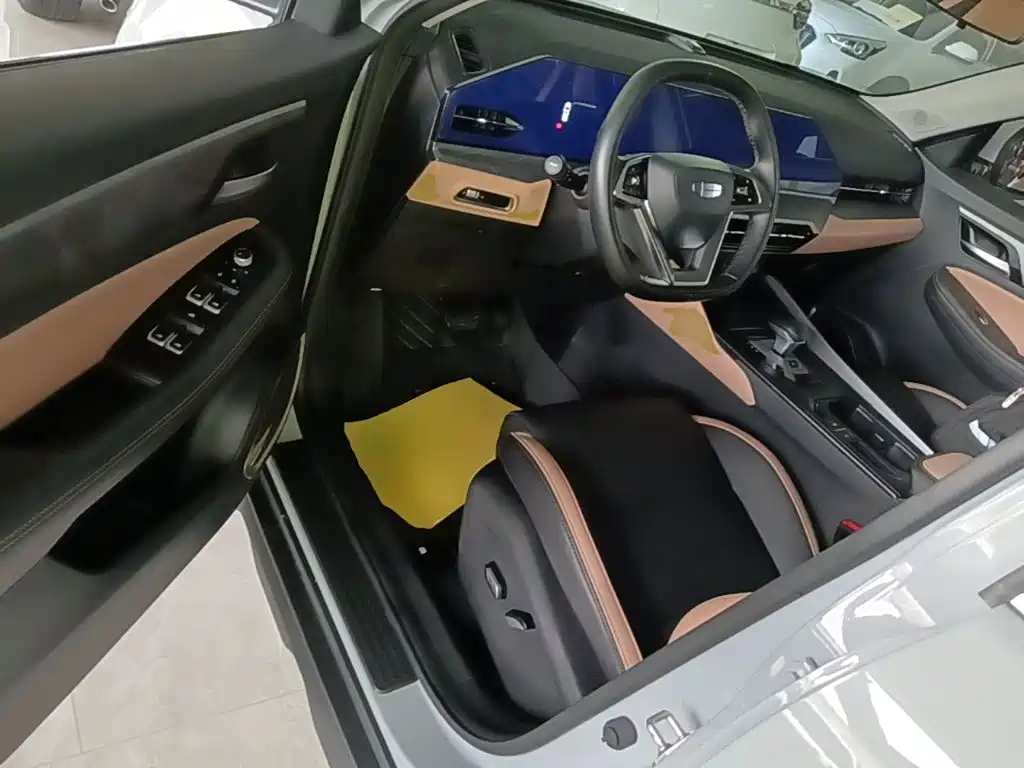 Geely Haoyue PRO — миниатюра 16