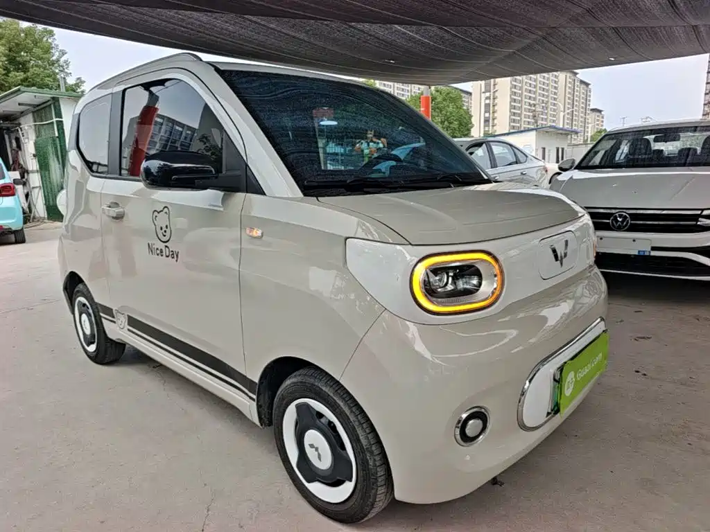 Wuling MINIEV — миниатюра 4