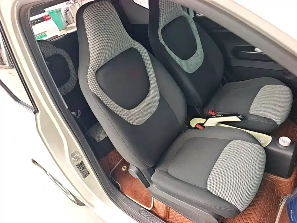 Wuling MINIEV — миниатюра 25