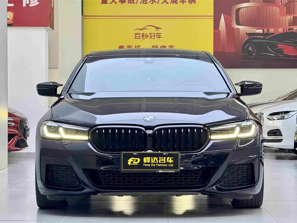 BMW 5 Series — миниатюра 2