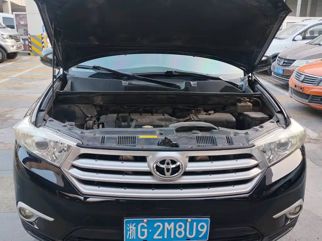 Toyota Highlander — миниатюра 15