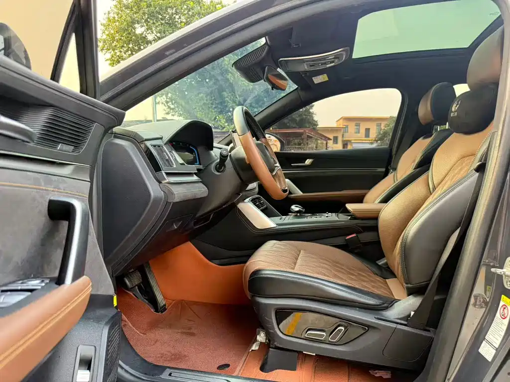 BYD Tang New Energy — миниатюра 4