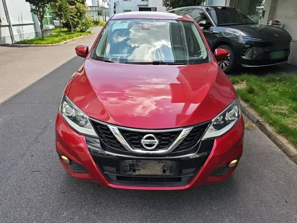 Nissan Tiida — миниатюра 3