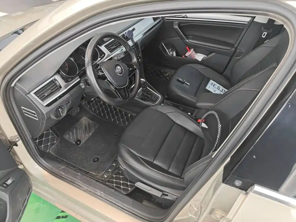 Volkswagen Bora — миниатюра 16