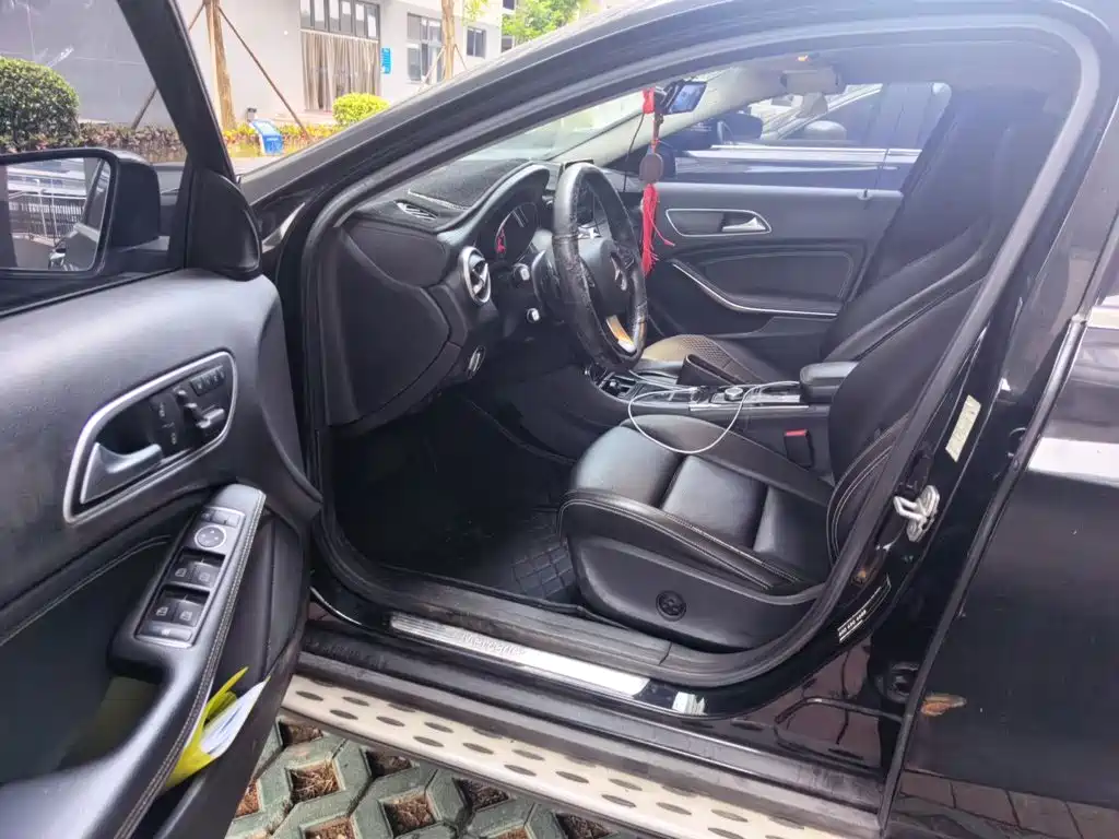 Mercedes-Benz GLA — миниатюра 17