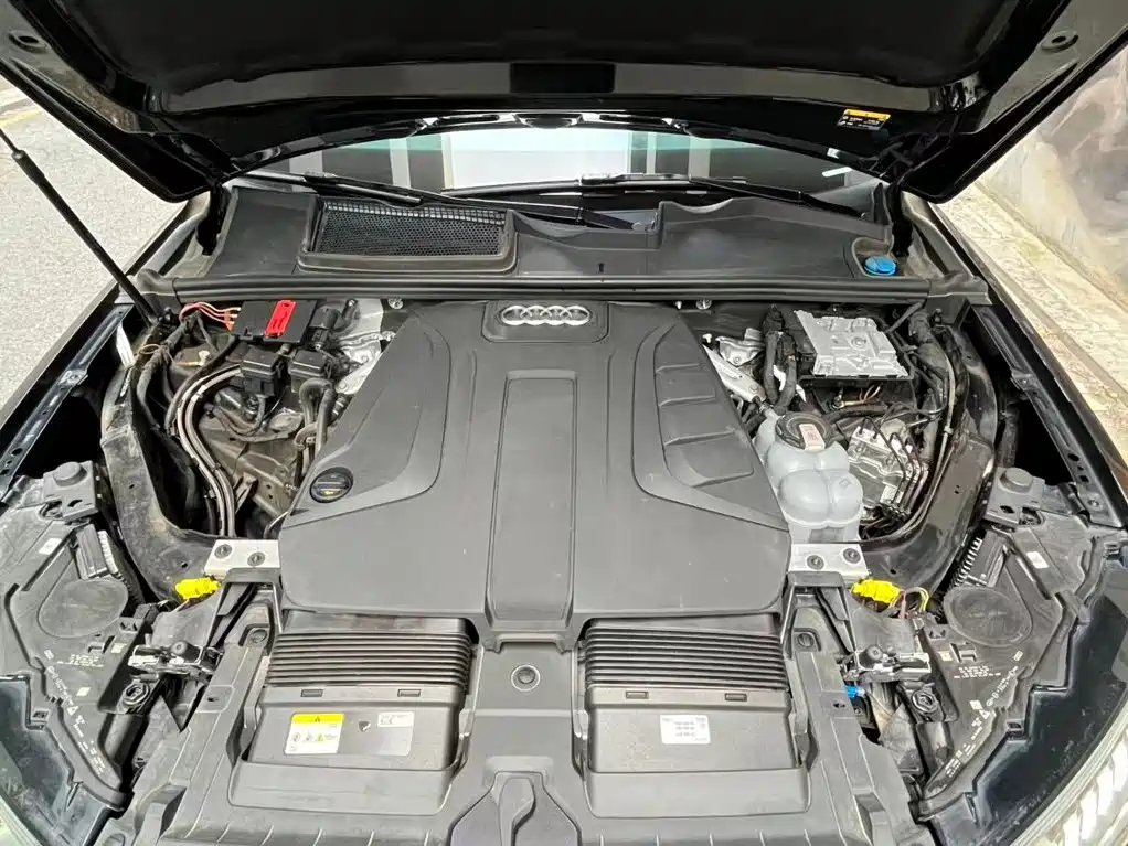 Audi Q7 — миниатюра 8