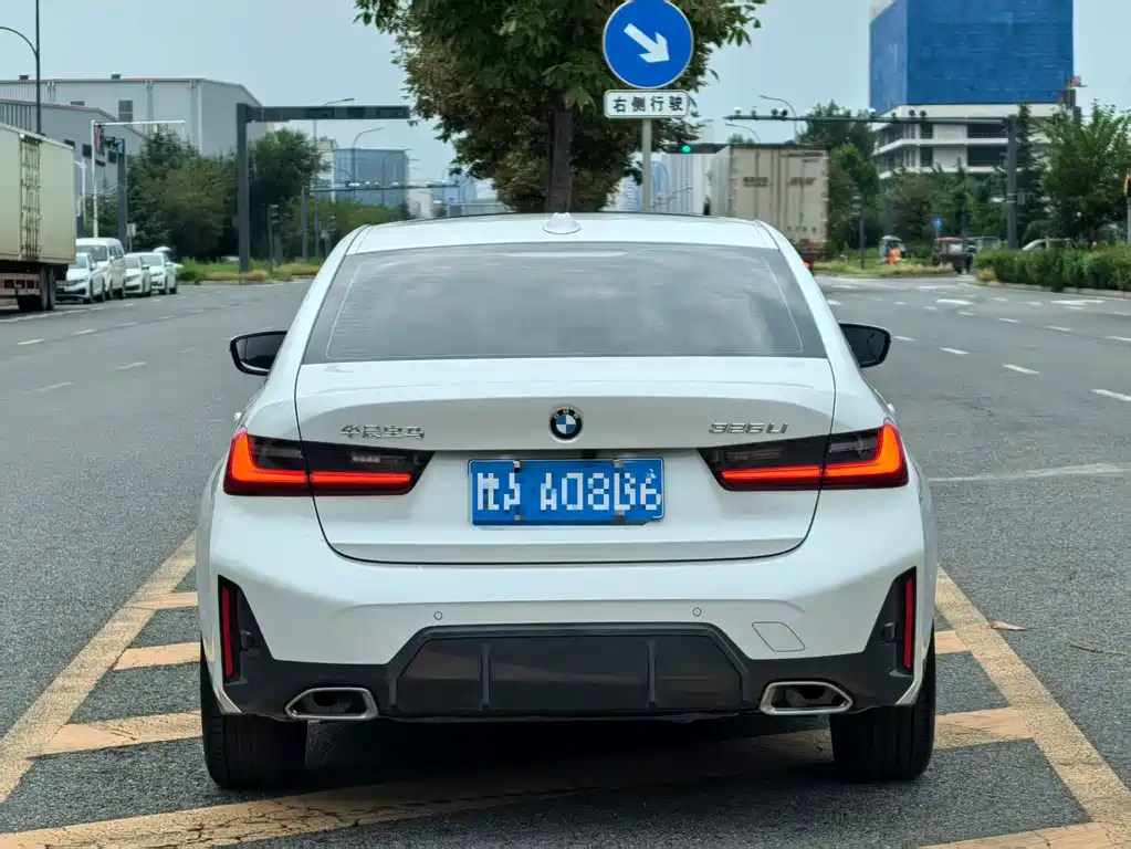 BMW 3 Series — миниатюра 8