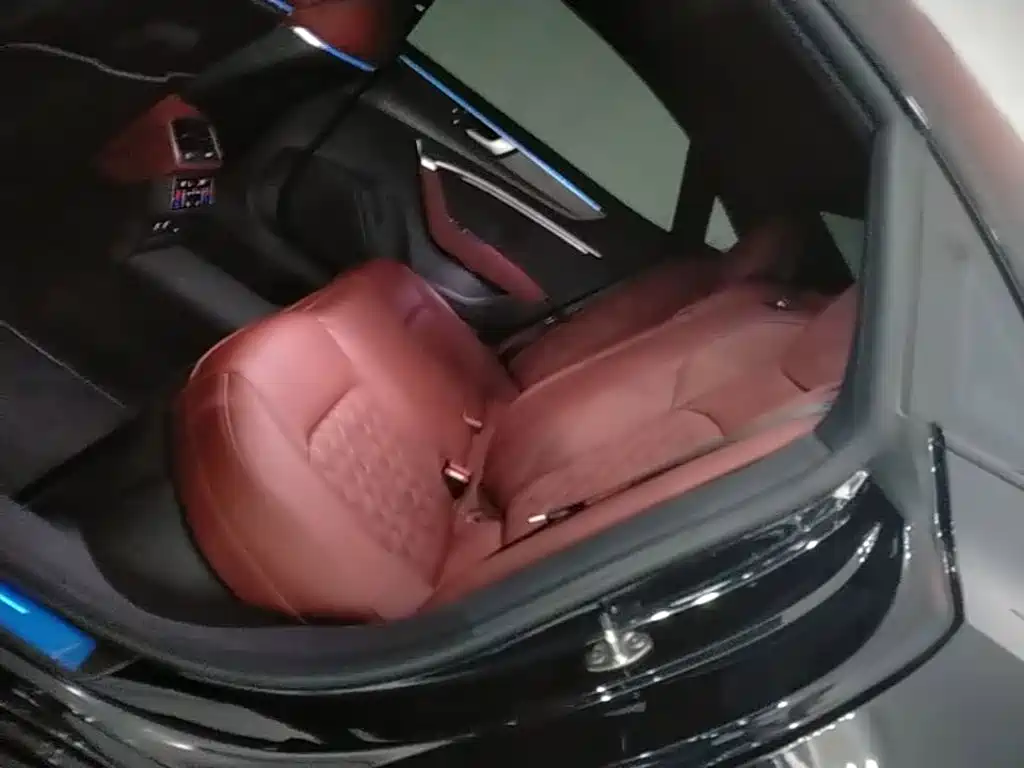 Audi A7L — миниатюра 17