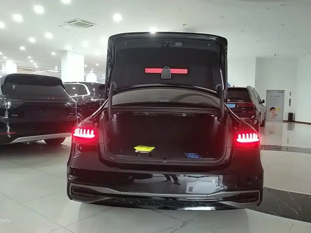 Audi A7L — миниатюра 19