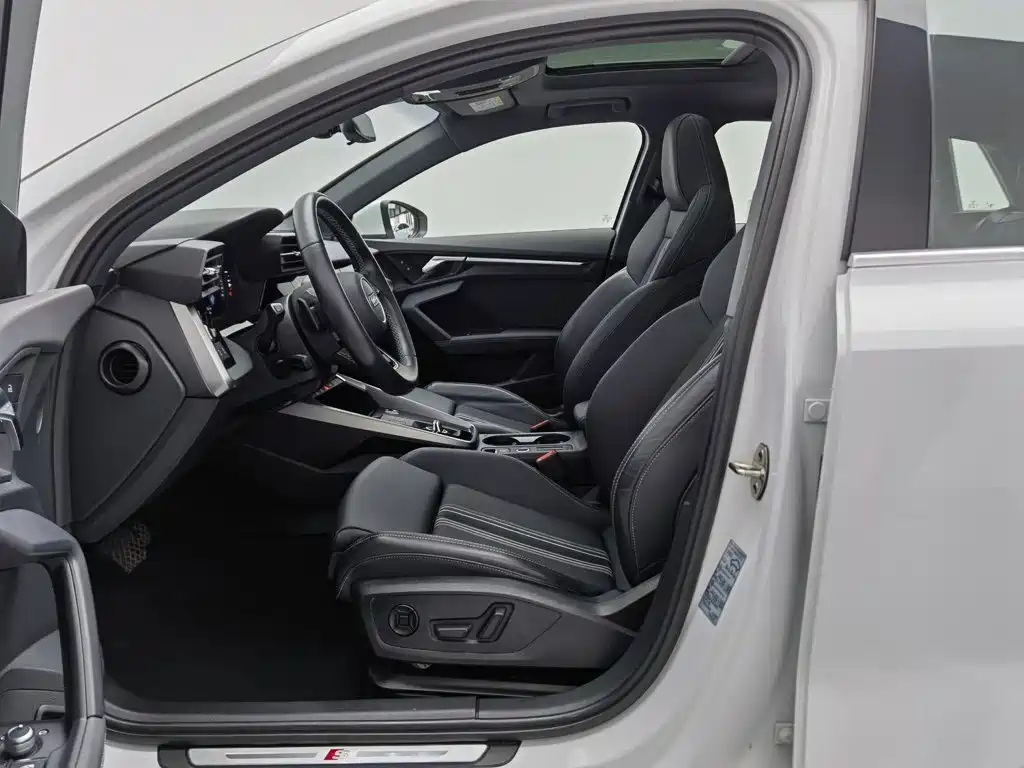 Audi A3 — миниатюра 10