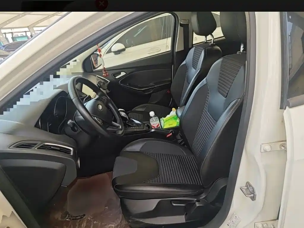 Ford Focus — миниатюра 13