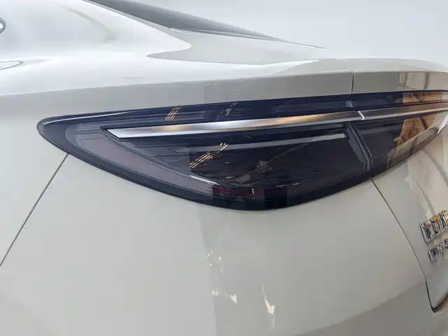 BYD Seal — миниатюра 13