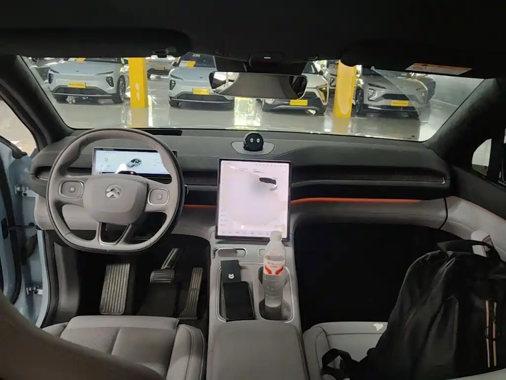 NIO EC6 — миниатюра 10
