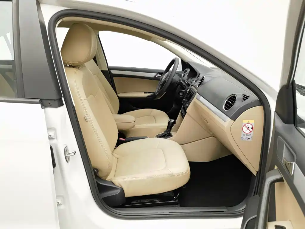 Volkswagen Jetta — миниатюра 23