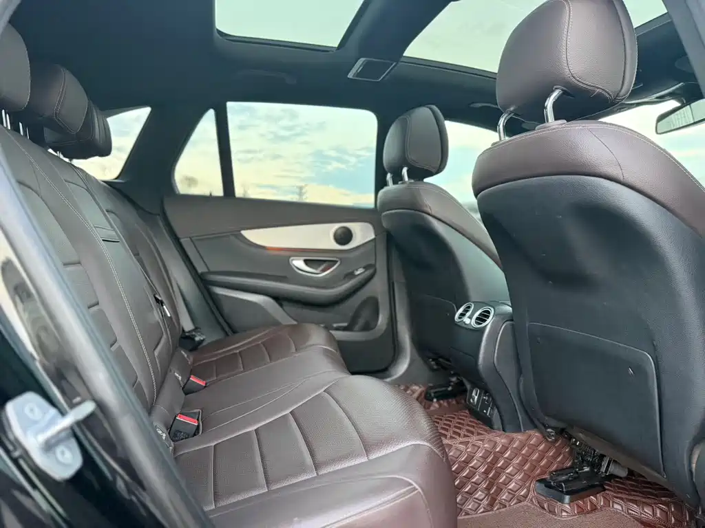 Mercedes-Benz GLC — миниатюра 13