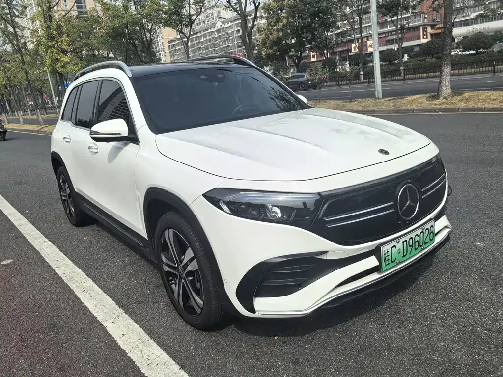Mercedes-Benz EQB — миниатюра 2