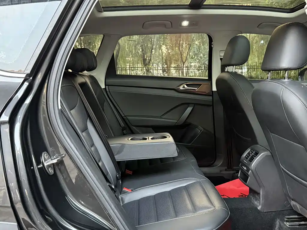 Volkswagen Tharu — миниатюра 12