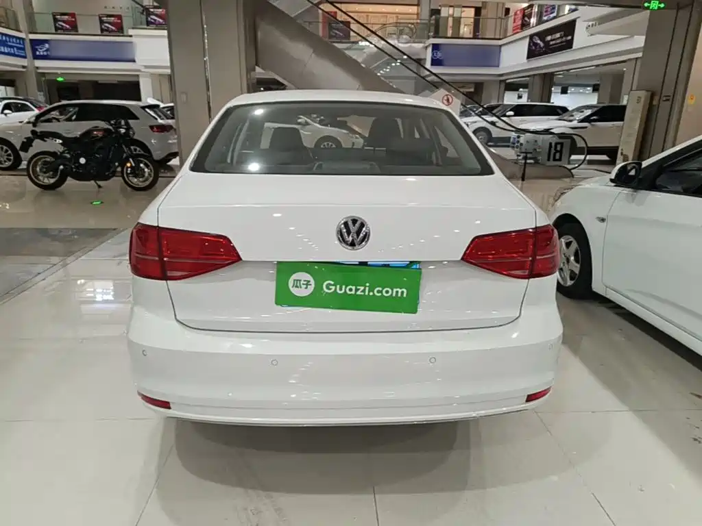 Volkswagen Sagitar — миниатюра 6