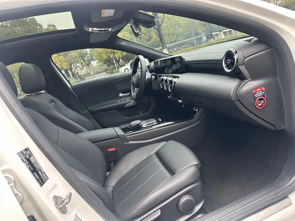 MERCEDES-BENZ A CLASS