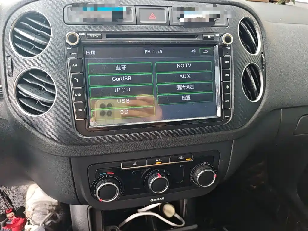 Volkswagen Tiguan — миниатюра 9