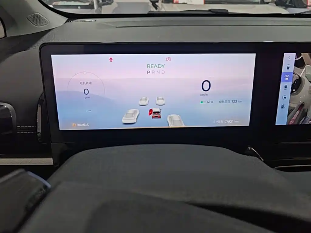Baojun KiWi EV — миниатюра 12