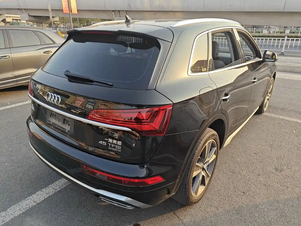 Audi Q5L — миниатюра 5