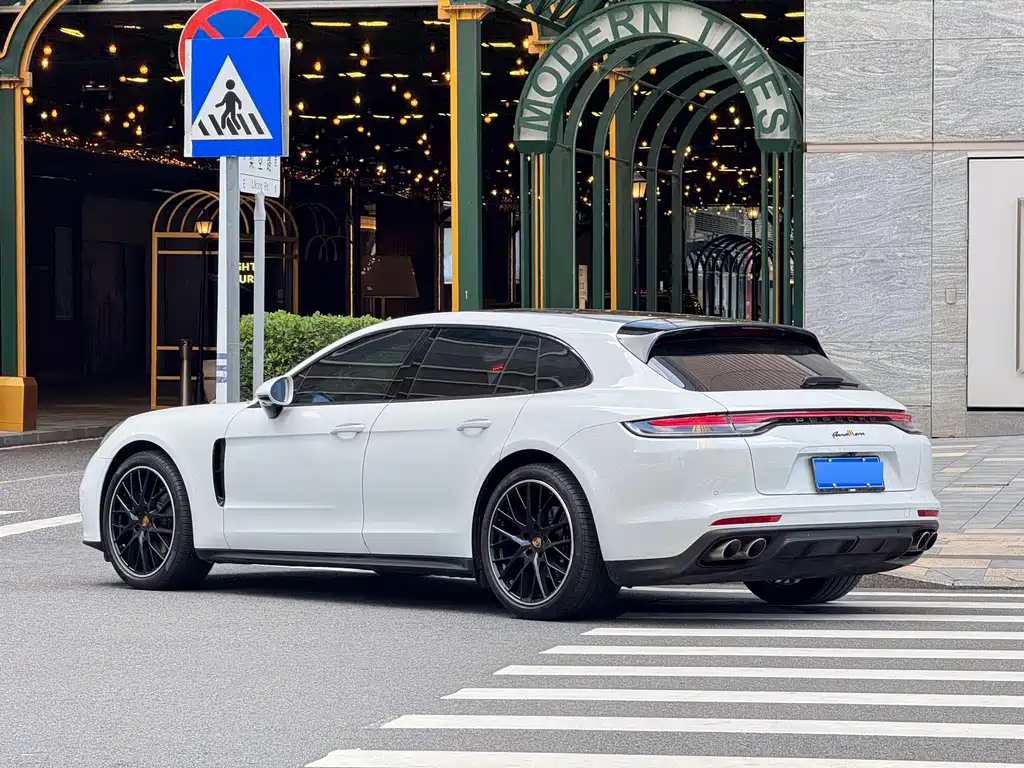 Porsche Panamera — миниатюра 4
