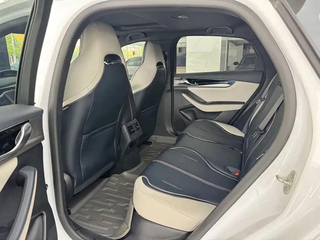 BYD Qin PLUS — миниатюра 8