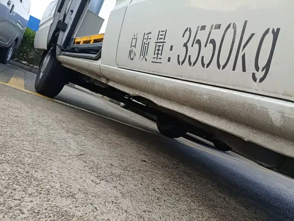 Maxus V80 — миниатюра 21
