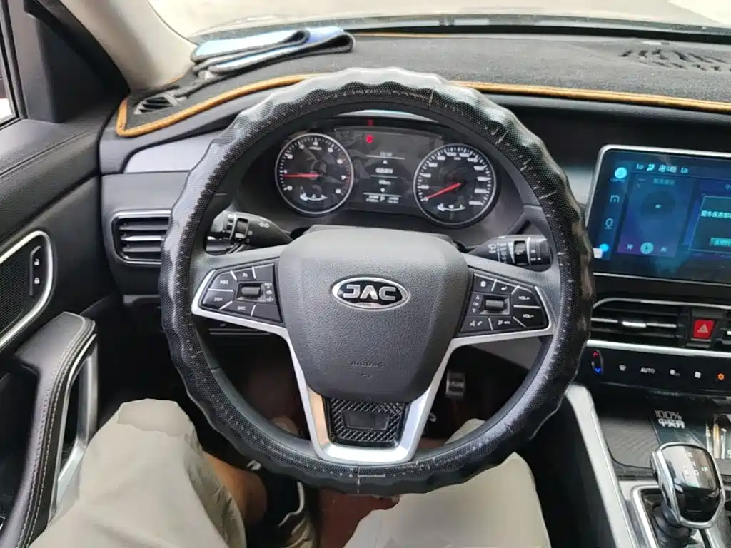 JAC X7 — миниатюра 11