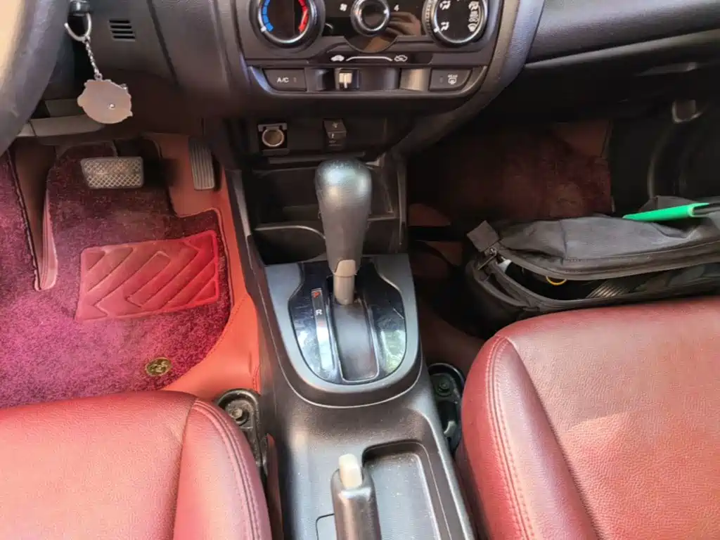 Honda Fit — миниатюра 14