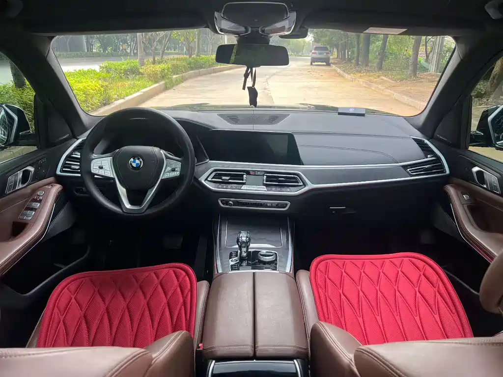 BMW X7 — миниатюра 4