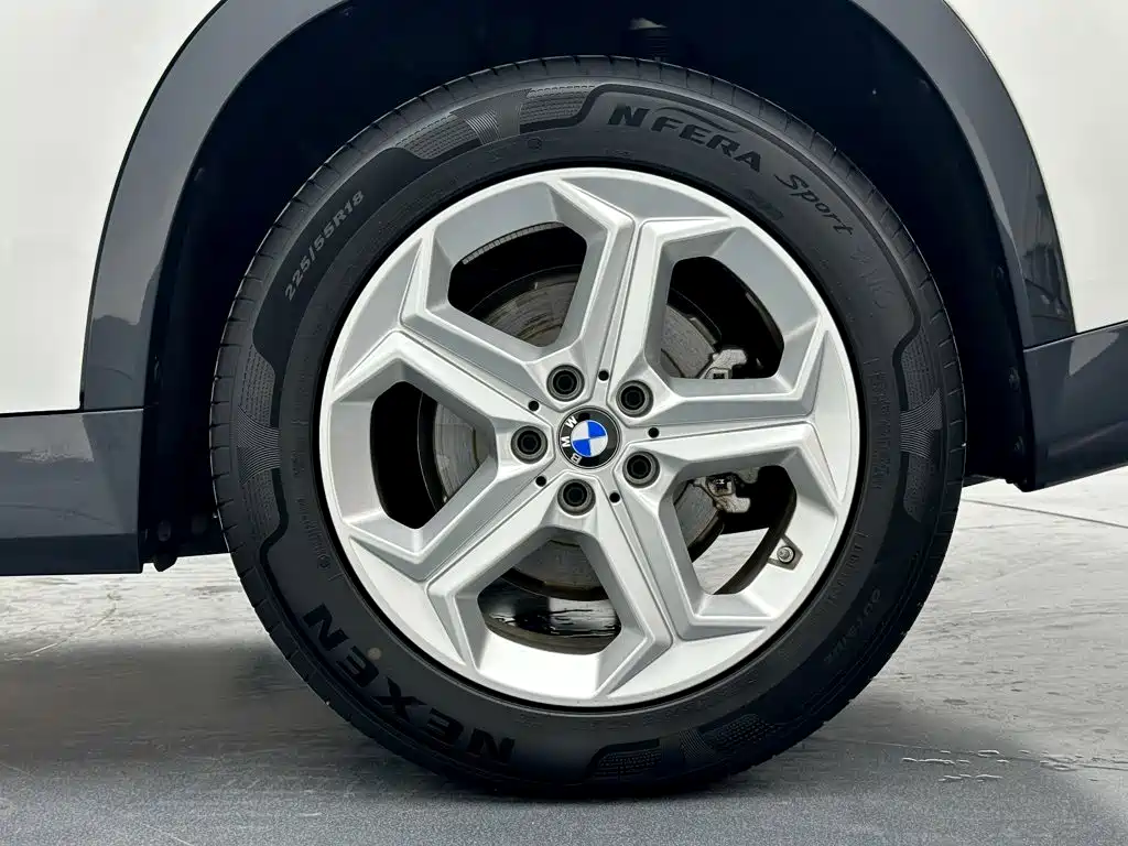 BMW iX1 — миниатюра 27