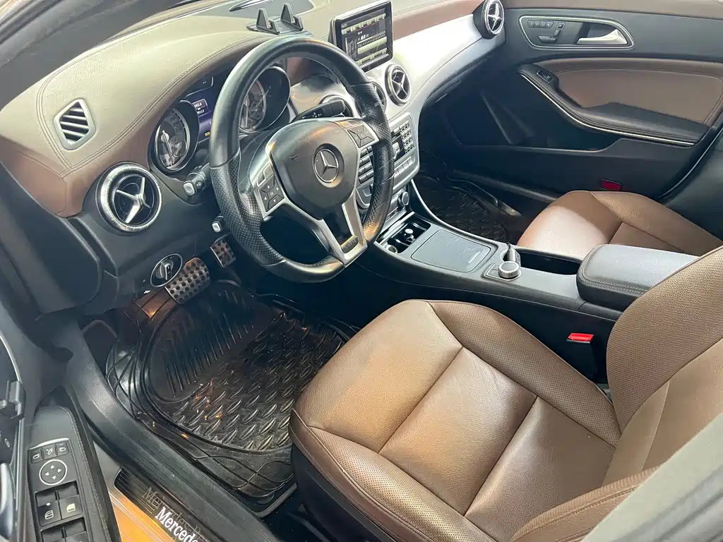 Mercedes-Benz CLA (Import) — миниатюра 4