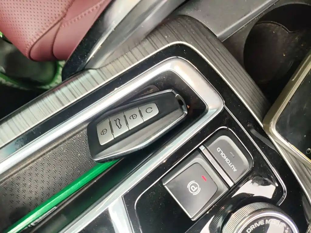 Geely Boyue — миниатюра 9
