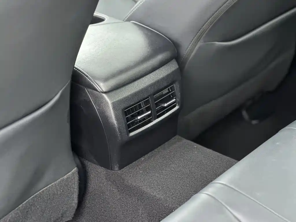 Lexus IS 300 Sharp Fashion Edition, фото 13