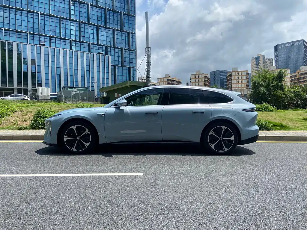 NIO ET5T — миниатюра 4