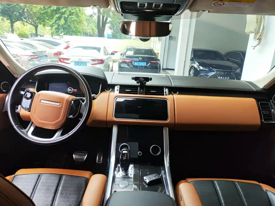 Land Rover Sport — миниатюра 2