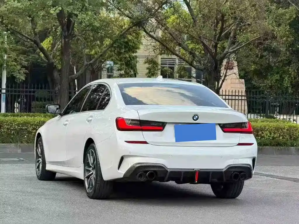 BMW 3 Series — миниатюра 9