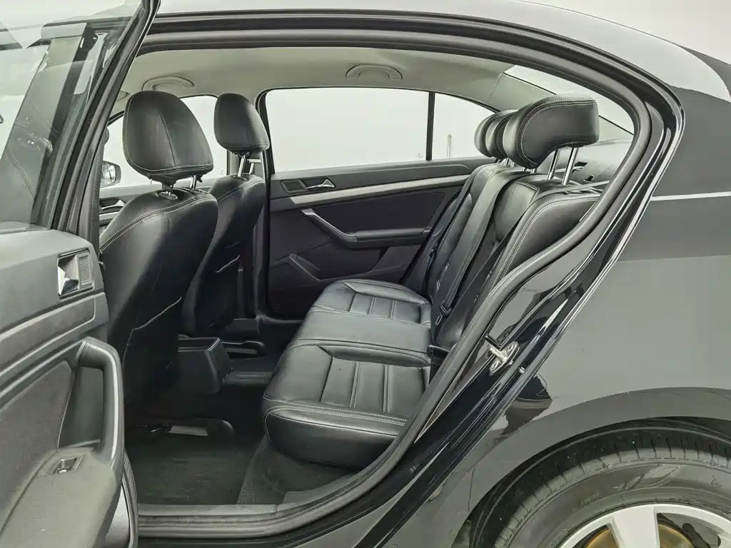 Volkswagen Lavida — миниатюра 15