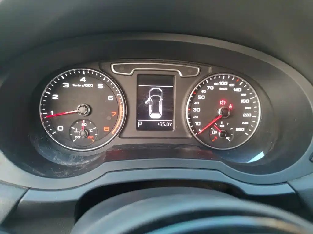 Audi Q3 — миниатюра 4
